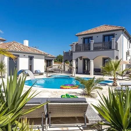 Dalmatinac Feriehus Zadar