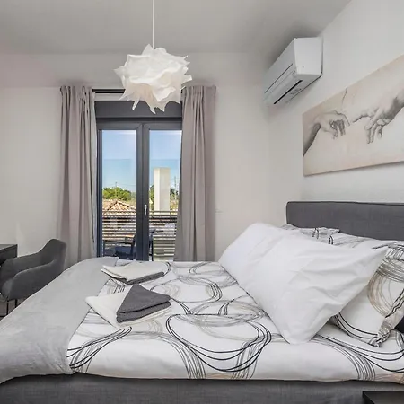 Holiday home Dalmatinac